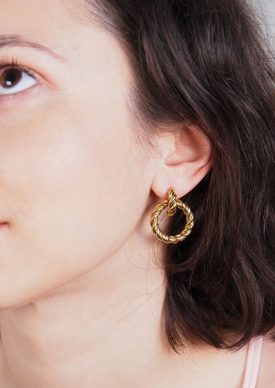 Navia earrings